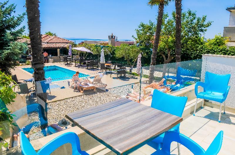 Beach Villa Bb Podstrana Eksteriør bilde