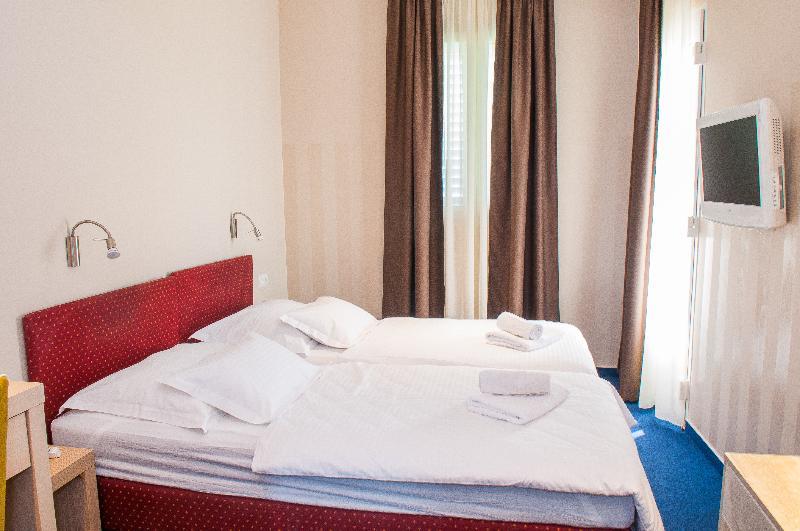 Beach Villa Bb Podstrana Eksteriør bilde